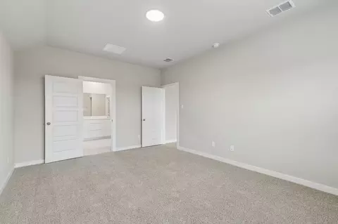 Bedroom - 6604 Denim Dr, Crowley, TX 76036 photo 2 of 16