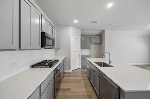 Kitchen - 6604 Denim Dr, Crowley, TX 76036 photo 7 of 9