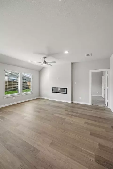 Living - 6604 Denim Dr, Crowley, TX 76036 photo 9 of 11