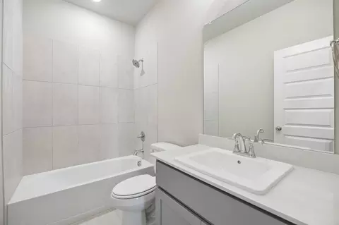 Bath - 6604 Denim Dr, Crowley, TX 76036 photo 5 of 8
