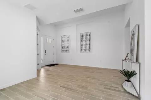 Entry Way - 3862 Windward Dr, Cocoa, FL 32926 photo 3 of 9