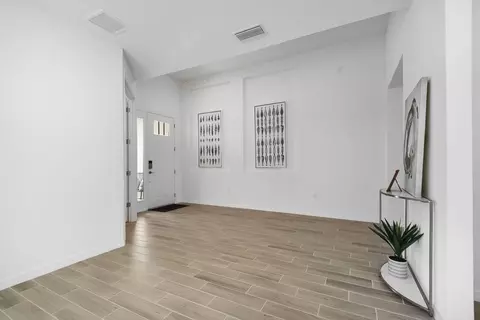 Entry Way - 3862 Windward Dr, Cocoa, FL 32926 photo 4 of 9