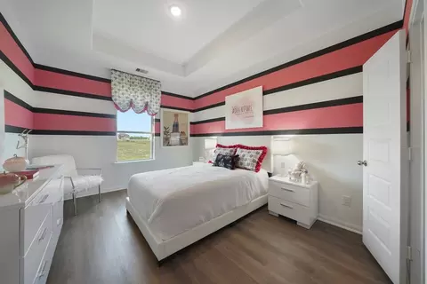 Bedroom - 13621 Armstrong St, Conroe, TX 77303 photo 5 of 14