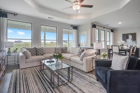 Living - 13621 Armstrong St, Conroe, TX 77303 photo 4 of 7
