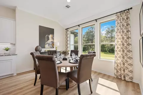 Dining - 13621 Armstrong St, Conroe, TX 77303 photo 6 of 7