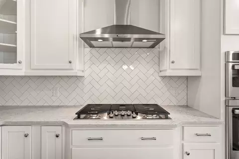Kitchen - 215 Silk Oak Dr, Moncks Corner, SC 29461 photo 3 of 6