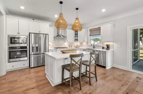 Kitchen - 215 Silk Oak Dr, Moncks Corner, SC 29461 photo 6 of 6