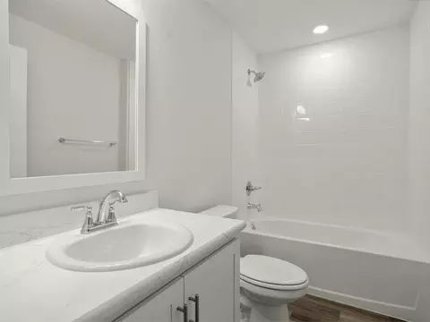 Bath - 612 Ituna Cir, Winter Haven, FL 33881 photo 2 of 3