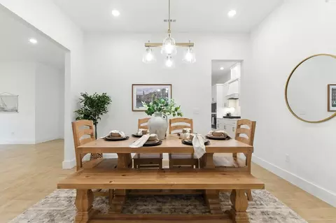 Dining - 301 Wickham Way, Centerton, AR 72719 photo 5 of 6