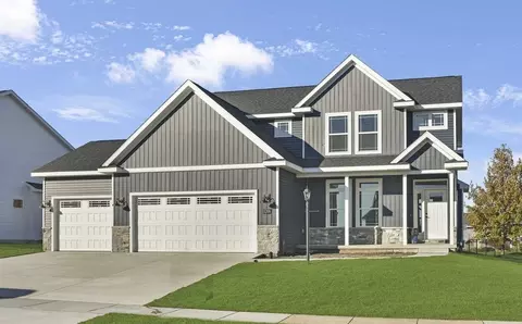 1412 Tinley Ln, Mahomet, IL 61853