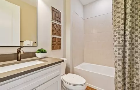 Bath - 1205 Haven Cir, Vero Beach, FL 32960 photo 3 of 3
