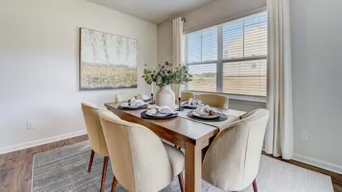 Dining - 1076 Secrest Commons Dr, Monroe, NC 28112 photo 2 of 3