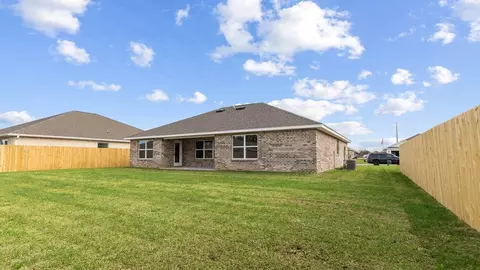 Exterior - 22113 Aleutian Ave, Foley, AL 36535 photo 2 of 8