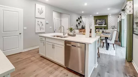 Kitchen - 1253 Eagleton Blvd, London, OH 43140 photo 2 of 9