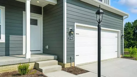 Exterior - 1253 Eagleton Blvd, London, OH 43140 photo 4 of 9