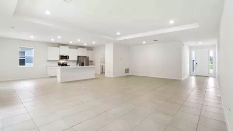 Living - 5204 NW 41st Loop, Ocala, FL 34482 photo 3 of 3