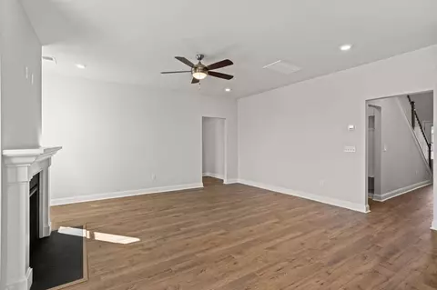 Living - 151 Anderson Oaks Ln, Easley, SC 29642 photo 5 of 5