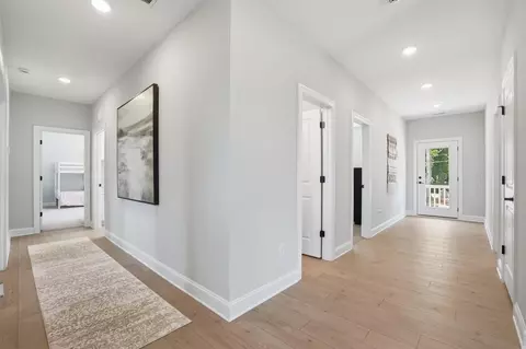 Entry Way - 3170 Three Chopt Rd, Gum Spring, VA 23065 photo 6 of 8