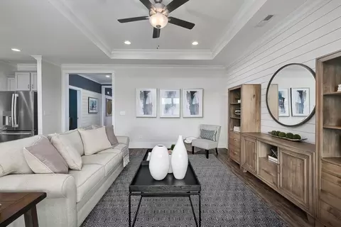 Living - 35 Overland Pass, Arab, AL 35016 photo 2 of 5