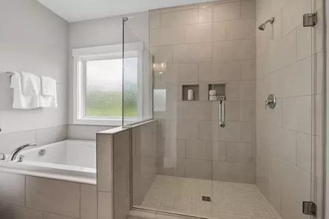 Bath - 35 Overland Pass, Arab, AL 35016 photo 14 of 16