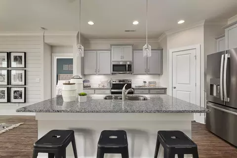 Kitchen - 35 Overland Pass, Arab, AL 35016 photo 1 of 6