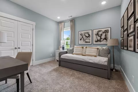 Bedroom - 35 Overland Pass, Arab, AL 35016 photo 6 of 12