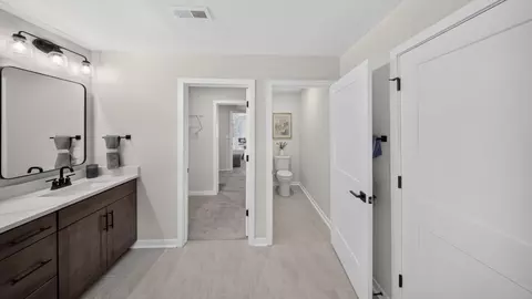 Bath - 4325 Round Table Dr, Gastonia, NC 28056 photo 7 of 14