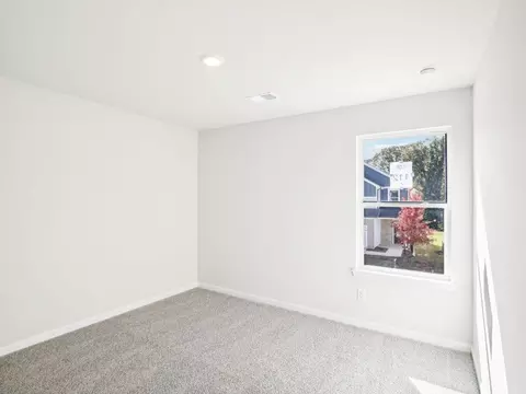 2751 Hawthorne Way, College Park, GA 30337