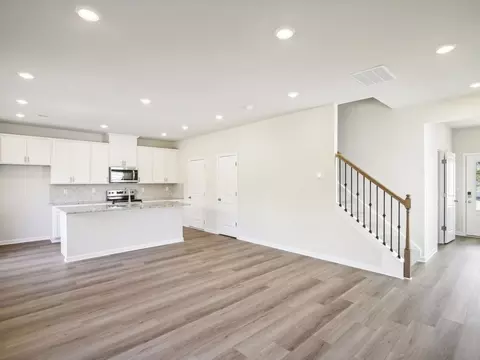 2751 Hawthorne Way, College Park, GA 30337