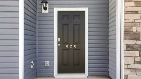 Entry Way - 809 Embark Cir, Greer, SC 29651 photo 1 of 15