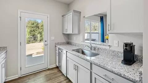 Kitchen - 809 Embark Cir, Greer, SC 29651 photo 8 of 11