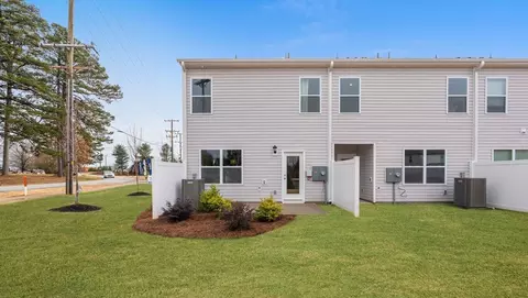 Exterior - 809 Embark Cir, Greer, SC 29651 photo 6 of 6