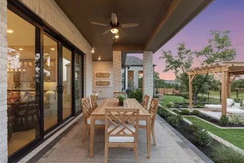 Exterior - 325 Vale Run, Kyle, TX 78640 photo 5 of 16