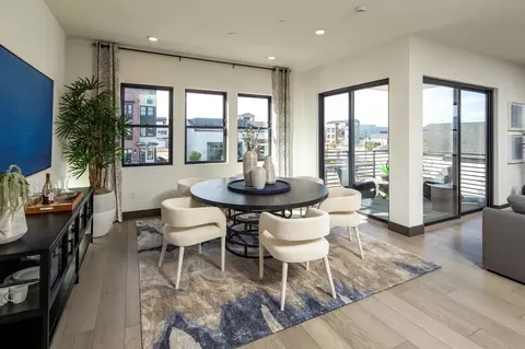 Dining - 112 10th St, Marina, CA 93933 photo 1 of 5
