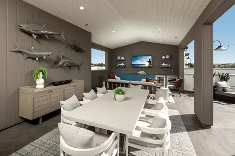 Dining - 112 10th St, Marina, CA 93933 photo 3 of 5