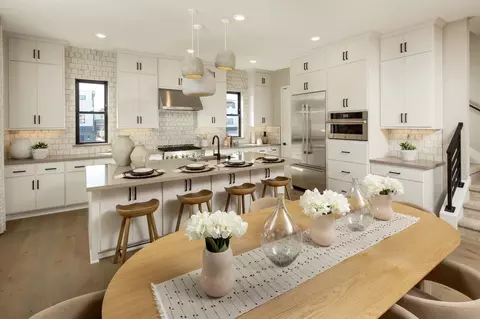 Dining - 112 10th St, Marina, CA 93933 photo 5 of 5