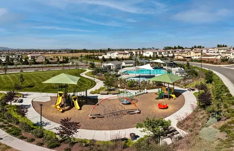 View/Area - 5362 Pinedrop Cir, Banning, CA 92220 photo 7 of 8