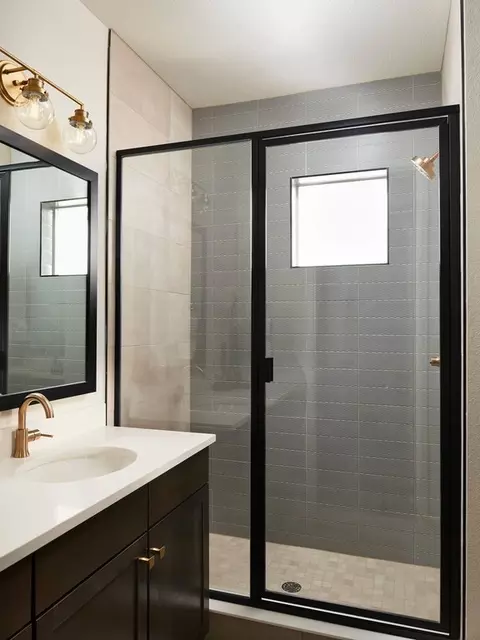 Bath - 1720 Glacier Ave, Berthoud, CO 80513 photo 1 of 1