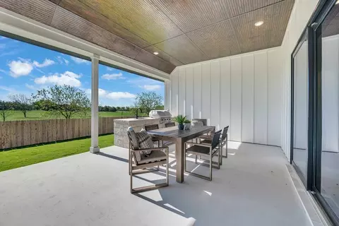 Exterior - 200 Saddle Springs Dr, Georgetown, TX 78633 photo 3 of 8