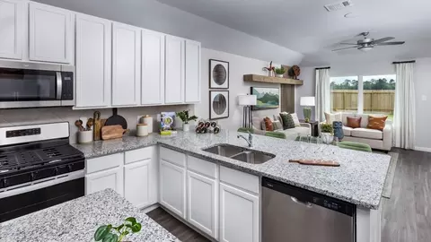 Kitchen - 16575 Willow Forest Dr, Conroe, TX 77302 photo 4 of 4
