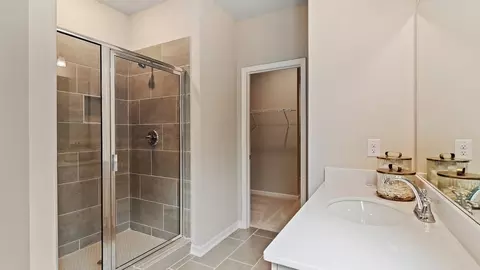 Bath - 2576 Cadenza Cir, Dacula, GA 30019 photo 3 of 5