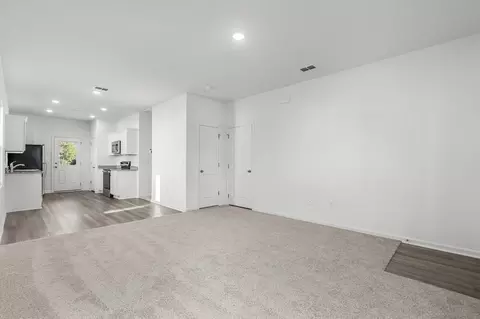 Living - 134 Linares St, Loris, SC 29569 photo 2 of 2