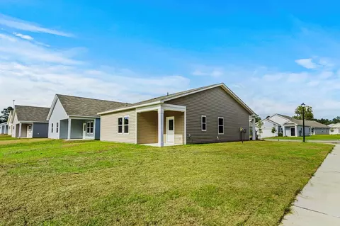 Exterior - 134 Linares St, Loris, SC 29569 photo 4 of 4