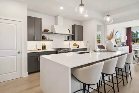 Kitchen - 2474 Merriment Dr, Elyria, OH 44035 photo 2 of 3