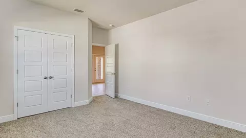 Bedroom - Rutgers Road, Crestview, FL 32536 photo 3 of 11