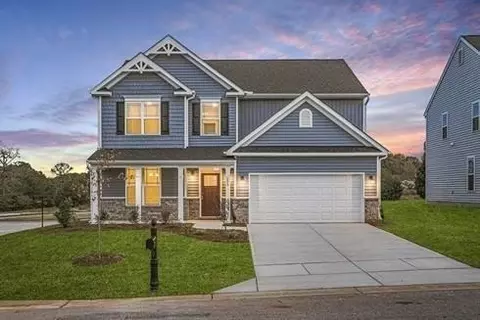 Exterior - 1000 Vanguard Dr, Spring Hill, TN 37174 photo 5 of 12