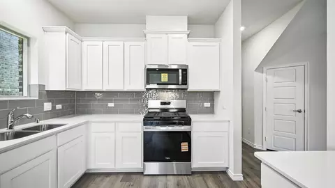 Kitchen - 2148 Hampton St, Anna, TX 75409 photo 2 of 11