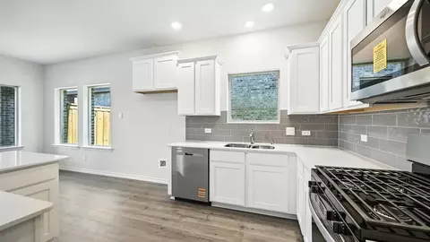 Kitchen - 2148 Hampton St, Anna, TX 75409 photo 3 of 11