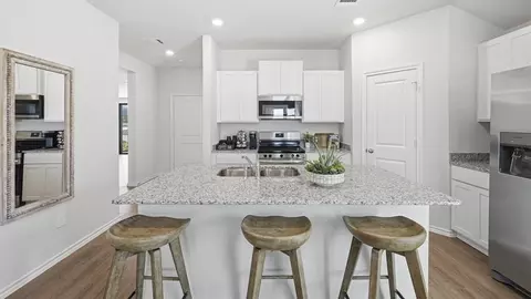Kitchen - 4004 Olivia Ln, Sanger, TX 76266 photo 6 of 12