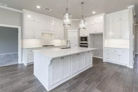 Kitchen - 2920 E Northampton St, Broken Arrow, OK 74014 photo 13 of 16